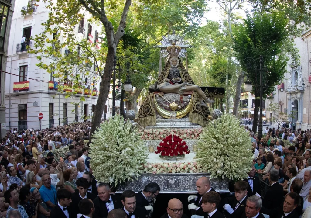 procesión Patrona de Granada