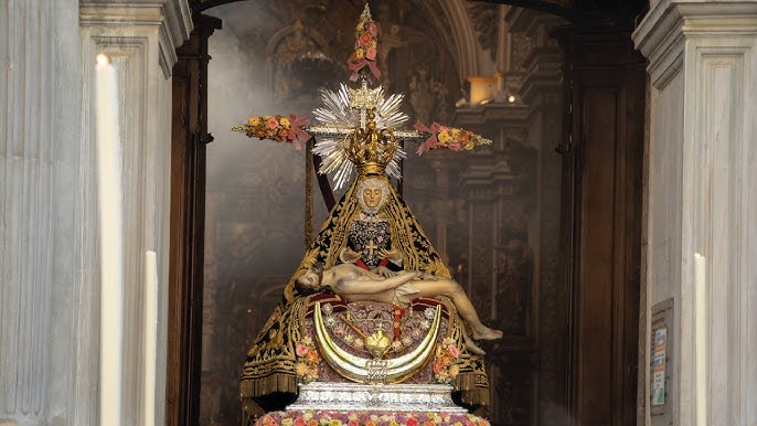 La Virgen de las Angustias en la Catedral de Granada